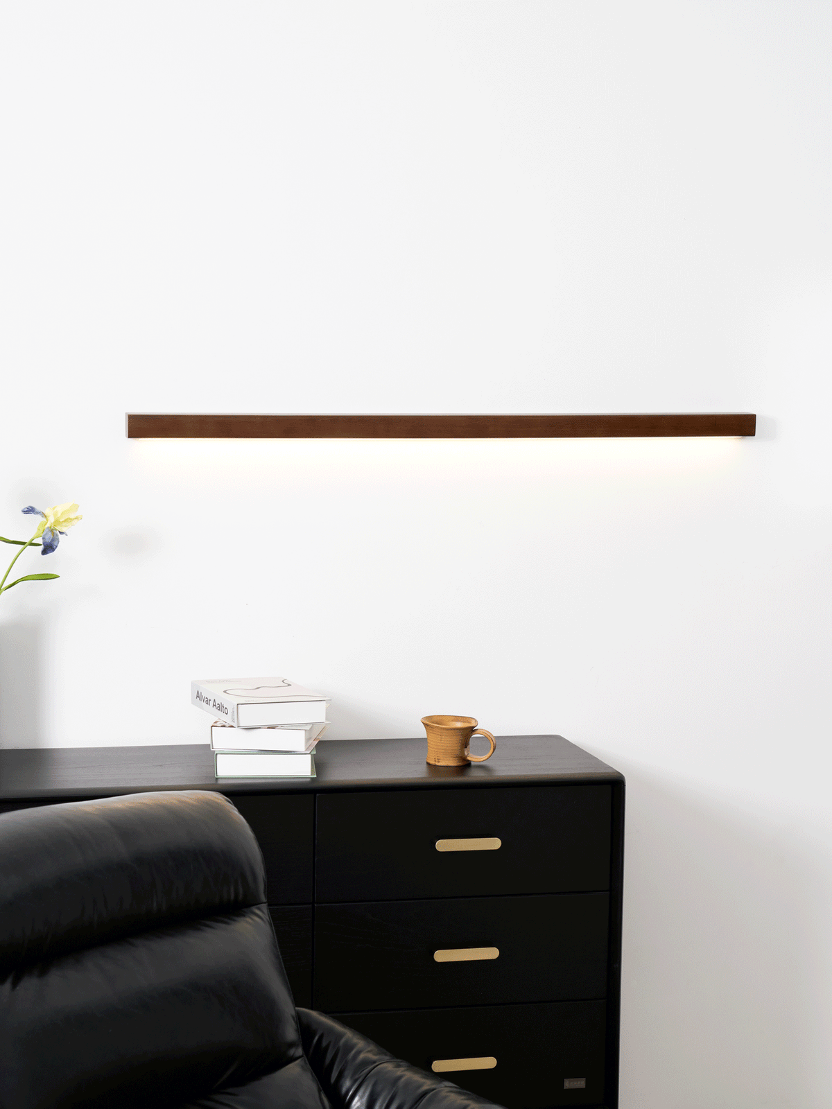Lustra Applique Murale Linéaire Bois et LED Design Minimaliste