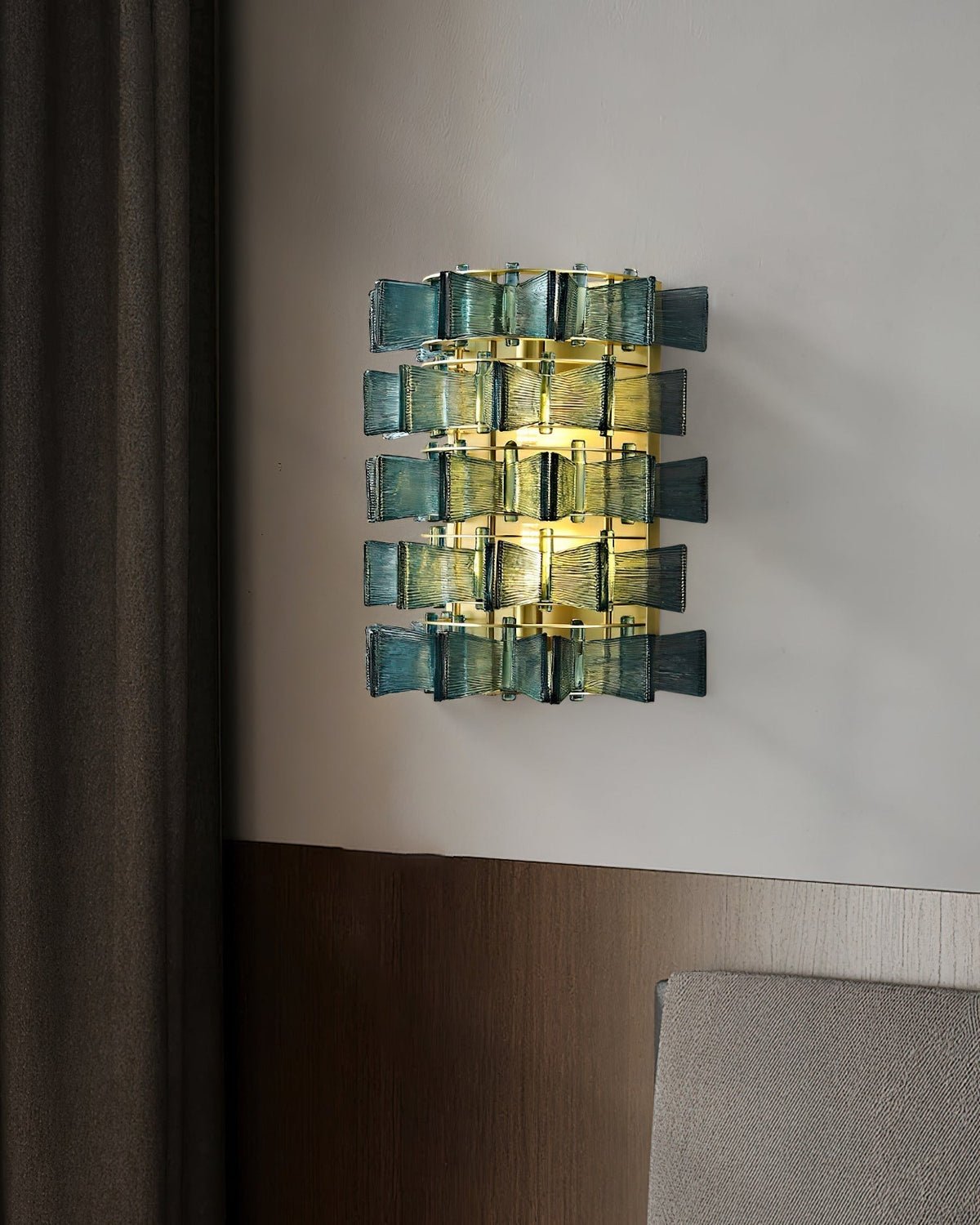Celvara Applique Murale Accent Ruban en Verre Rainuré