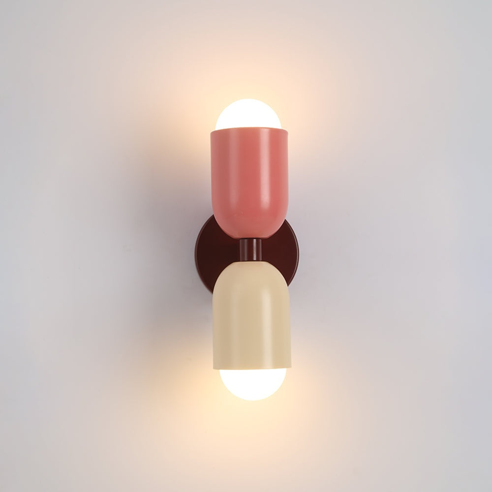 Applique Murale Métal Coloré LED Minimaliste pour Salon - mise en situation